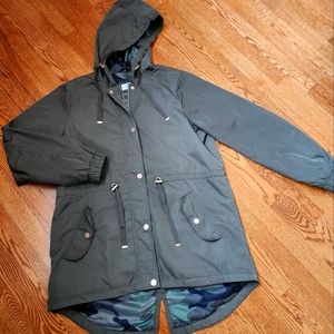 Time and Tru Army Green Spring/Rain Jacket
